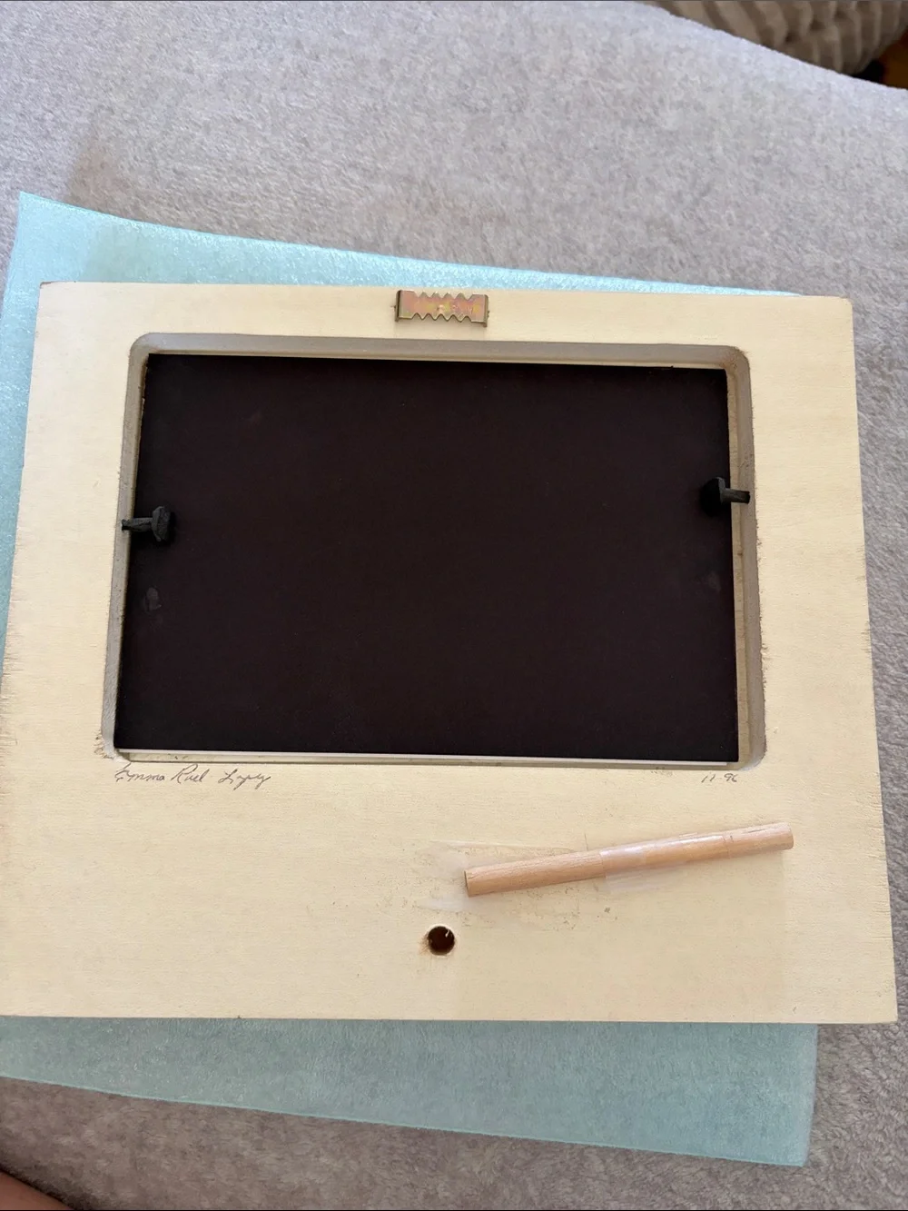 Hand-Painted Cream Wooden Picture Frame with Asparagus Accents